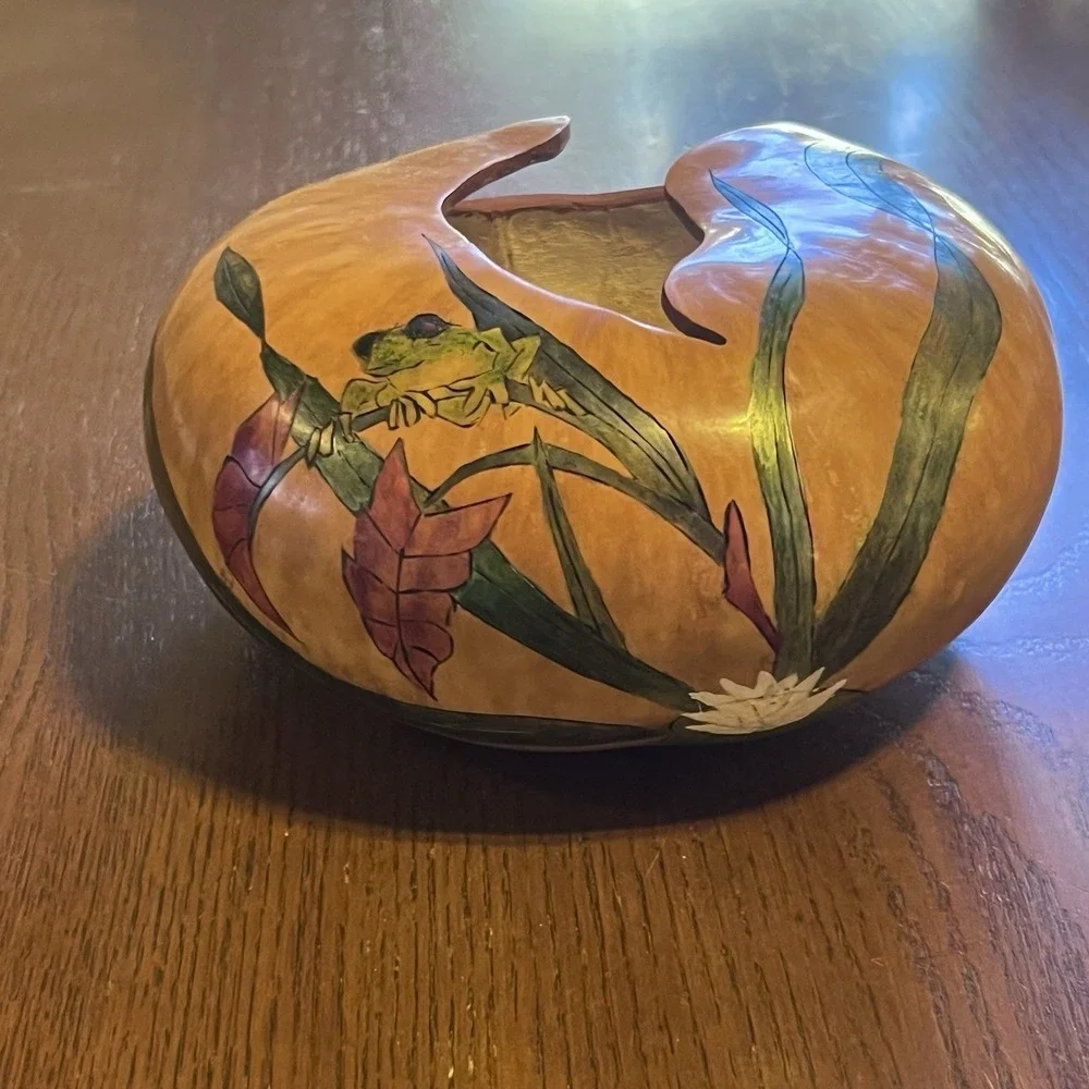 Vintage Hand Painted Carved Gourd‎ Frog Lily Pad Art Natural Decorative Dish
